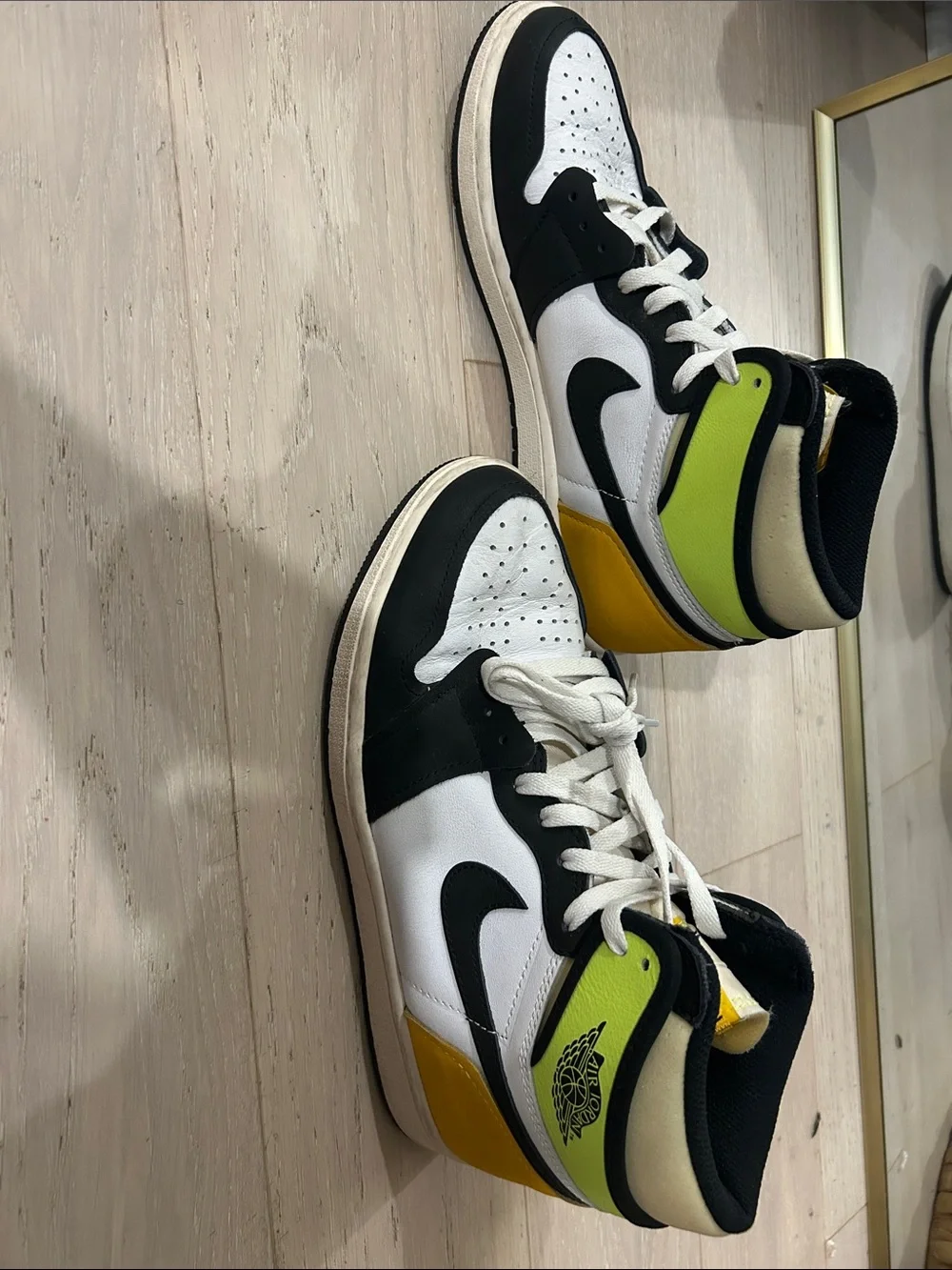 Nike Air Jordan 1 Mid Volt University Gold Black White Men’s